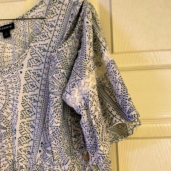 Torrid cold shoulder peasant top - Picture 2 of 6